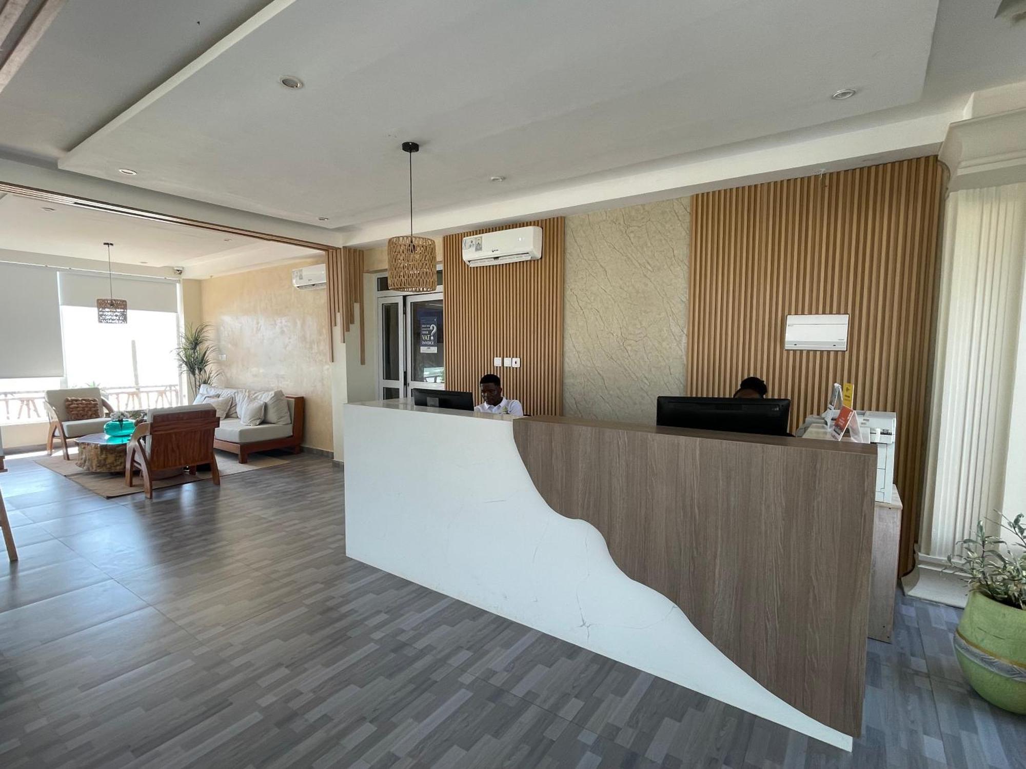 Ocean Green Beach Resorts And Villas Prampram Eksteriør billede