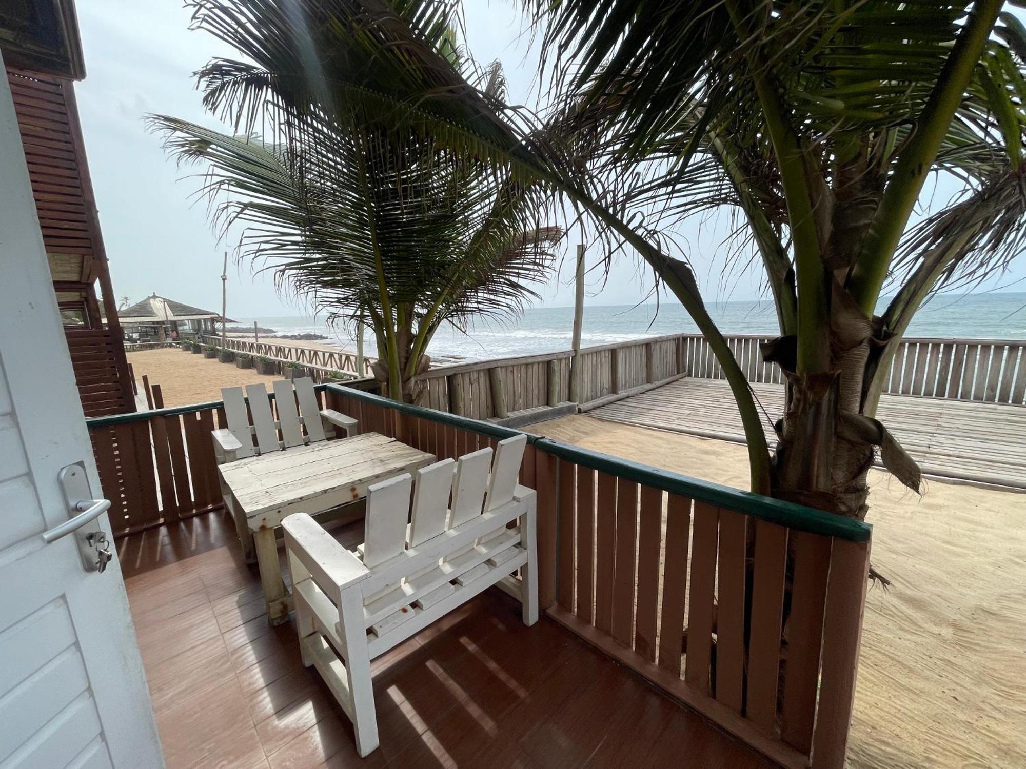 Ocean Green Beach Resorts And Villas Prampram Eksteriør billede
