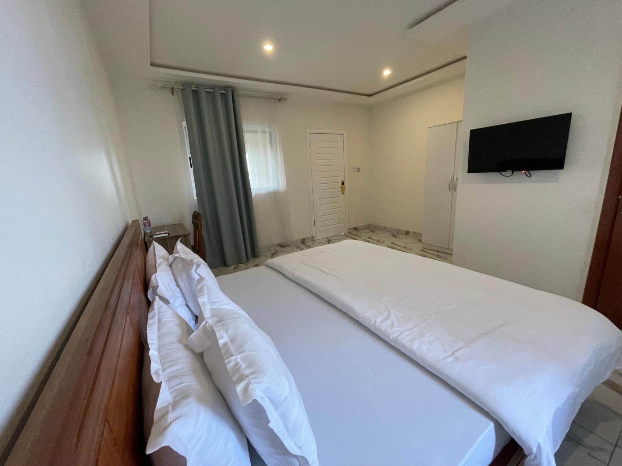 Ocean Green Beach Resorts And Villas Prampram Eksteriør billede
